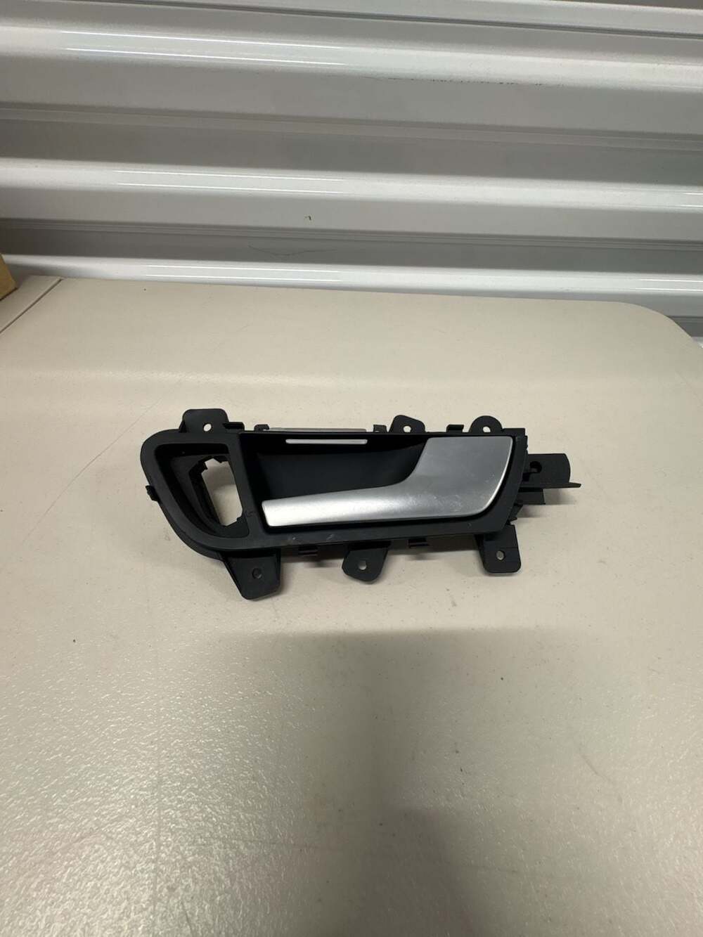 2009-2016 Audi A4 RIGHT REAR INNER DOOR HANDLE ASSEMBLY OEM